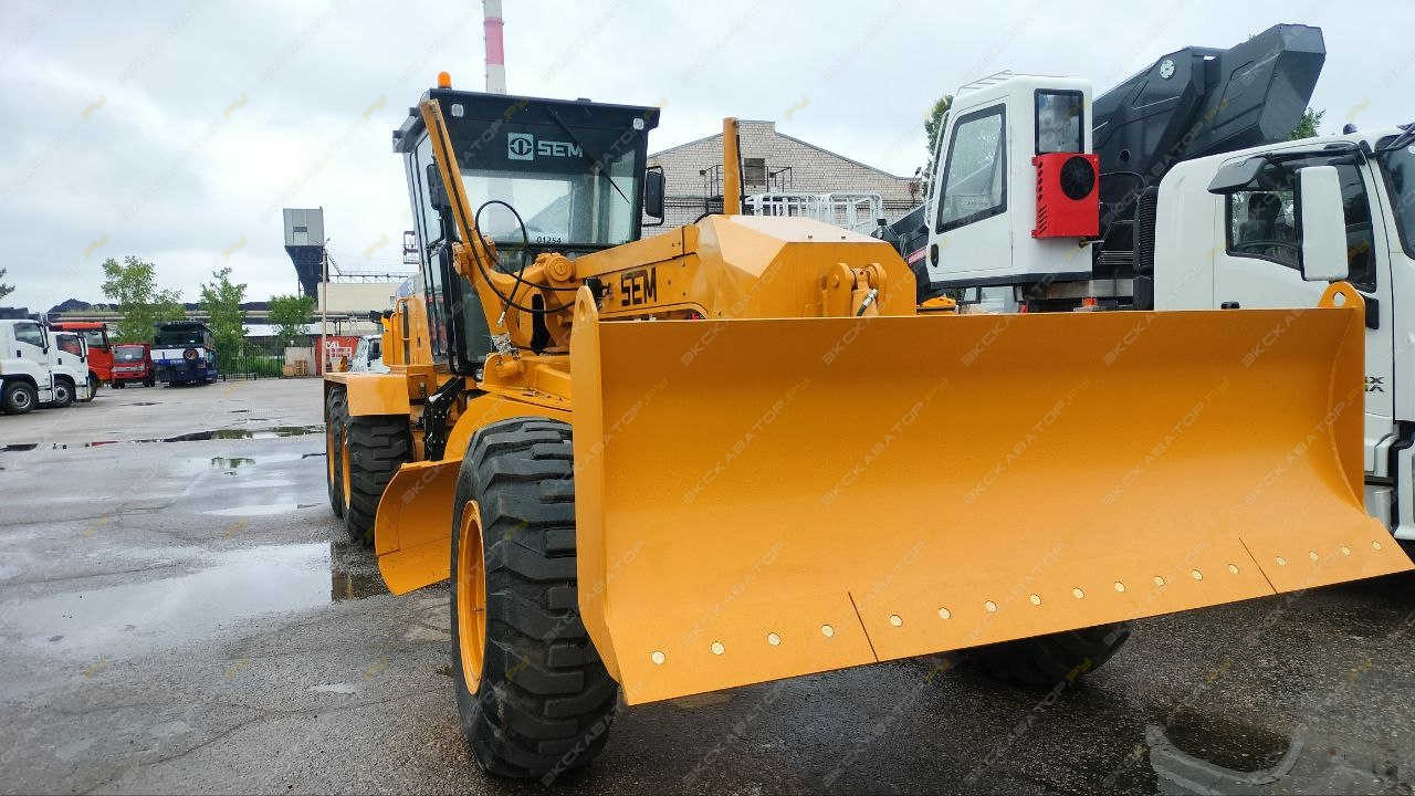 SEM 922AWD [2]