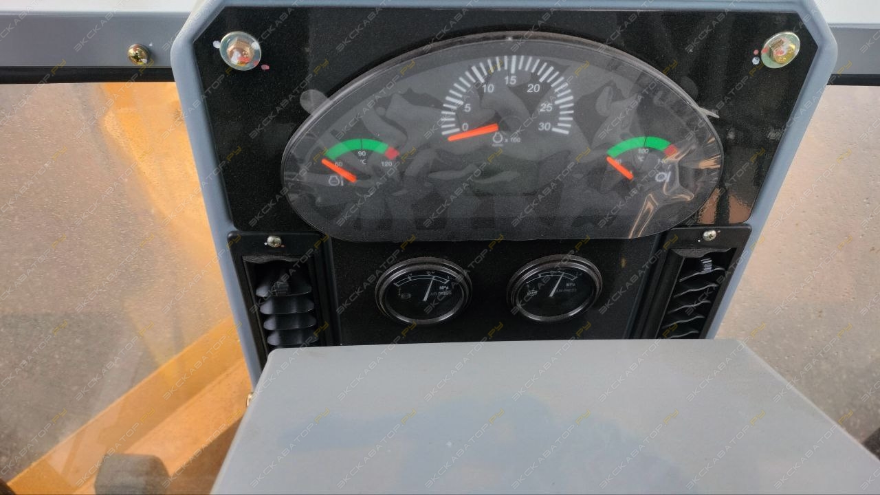 SEM 922AWD [11]