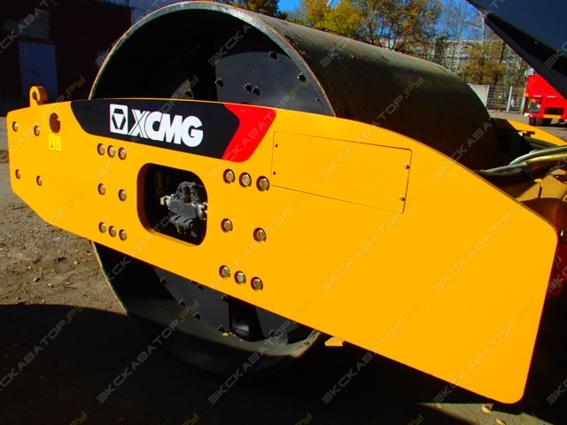 XCMG XS143 [22]