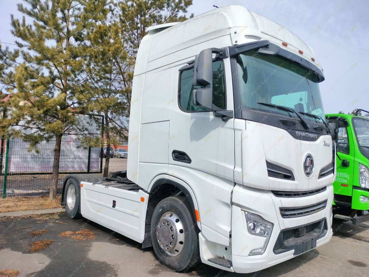 Shacman SX4188YY381 [0]