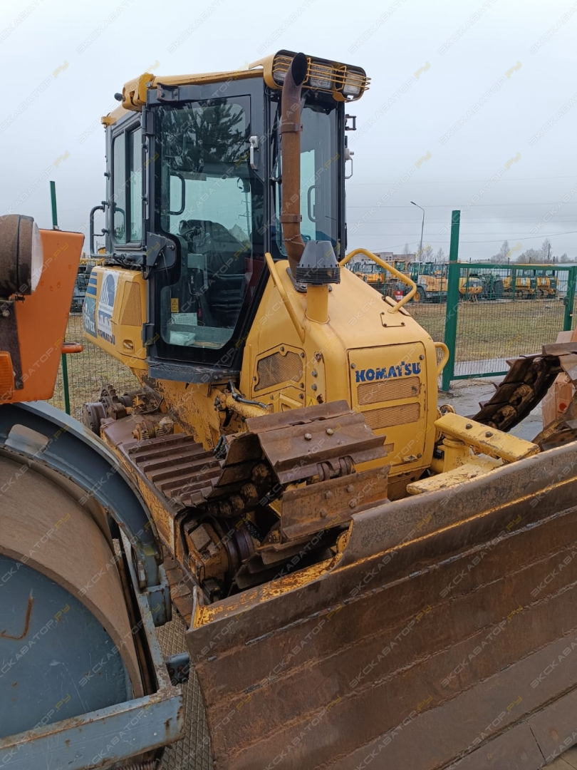 Komatsu D37EX-22 [2]