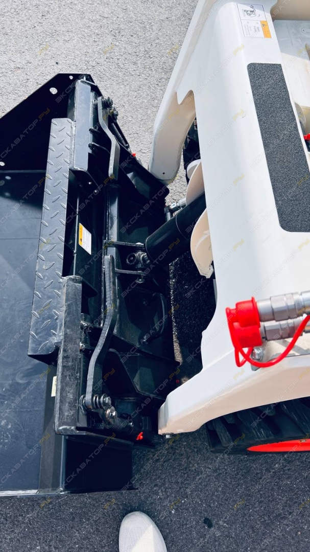 Lonking CDM303 [7]