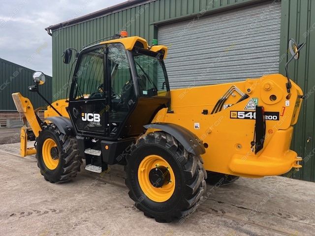 JCB 540-200  [4]