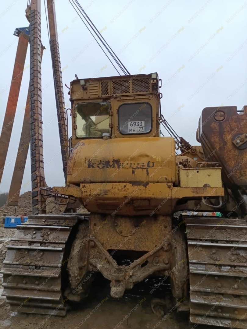Komatsu D355C-3 [1]