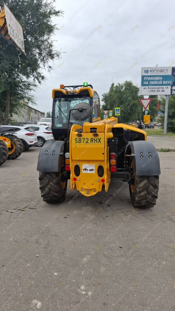 JCB 531-70  [8]