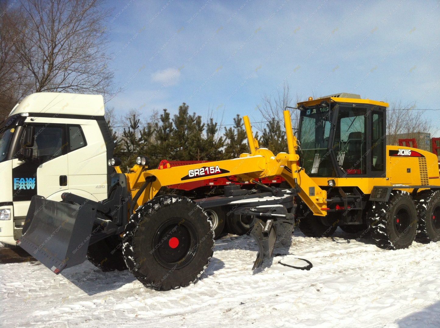 XCMG GR215A [12]