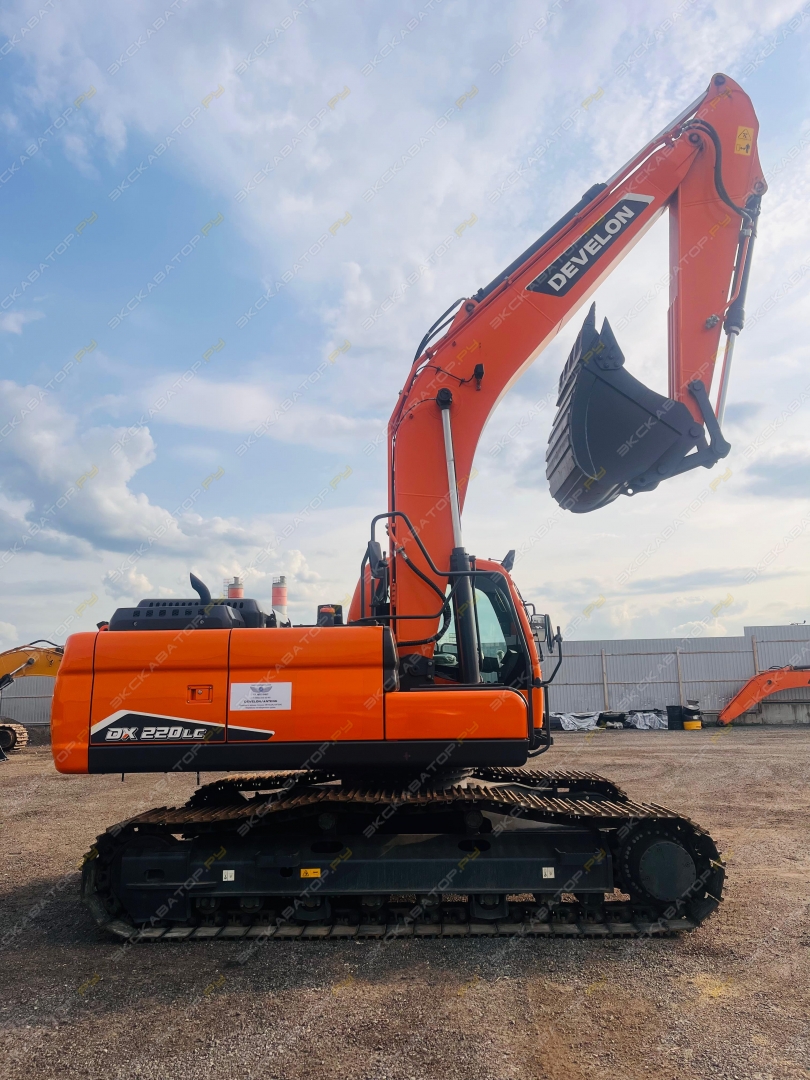 Doosan DX220LC-7M [4]