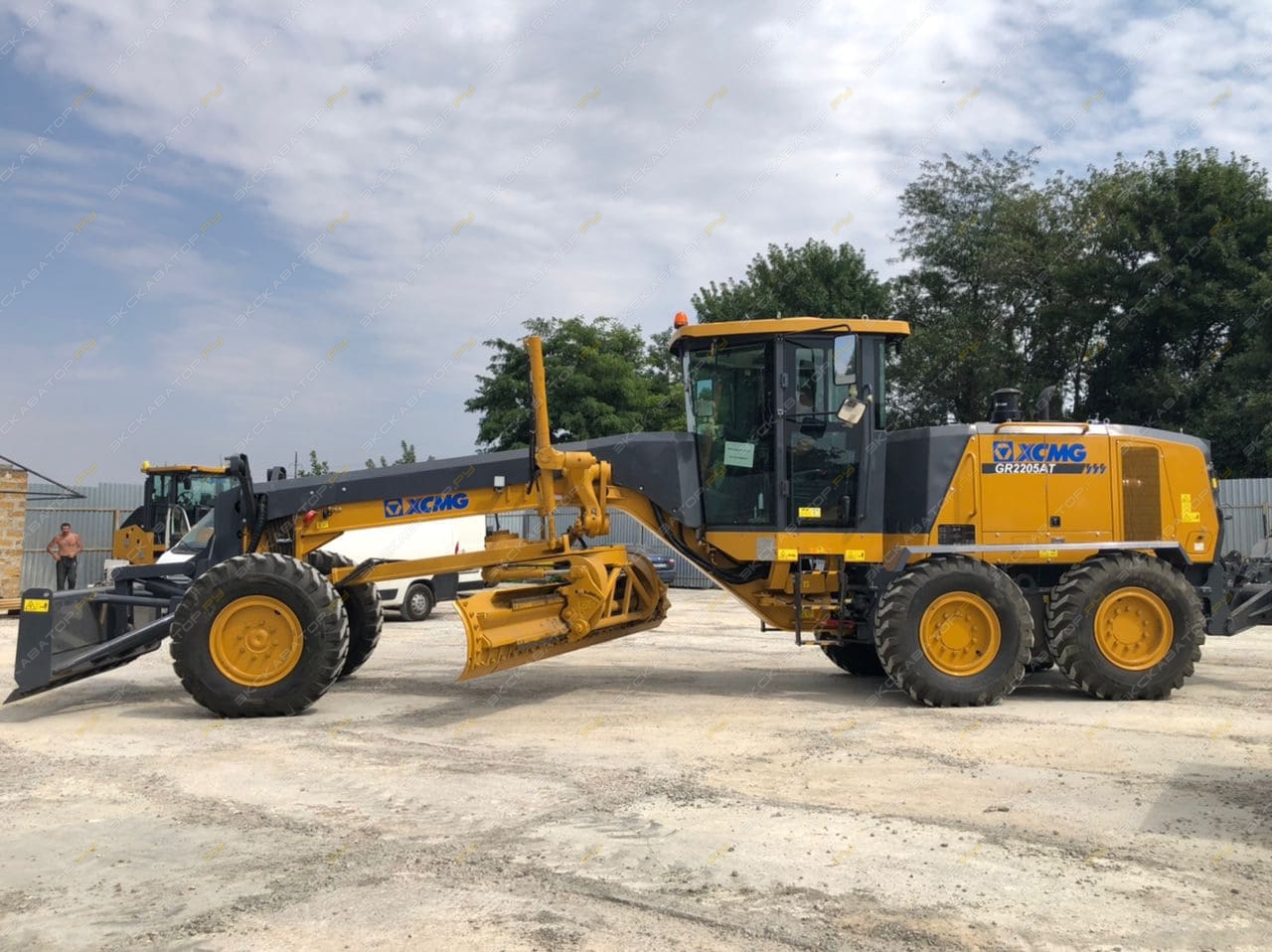XCMG GR2205AT [4]