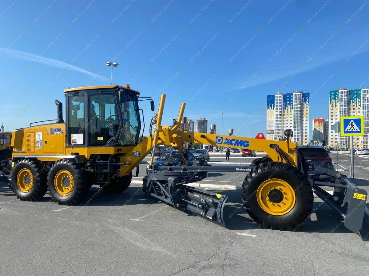 XCMG GR215A [2]