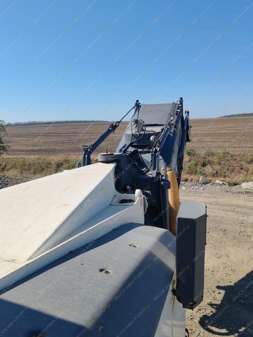 Wirtgen W 200 F [11]