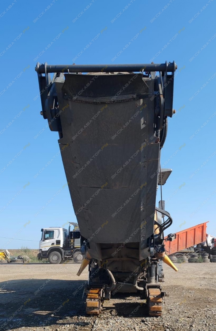 Wirtgen W 200 F [2]