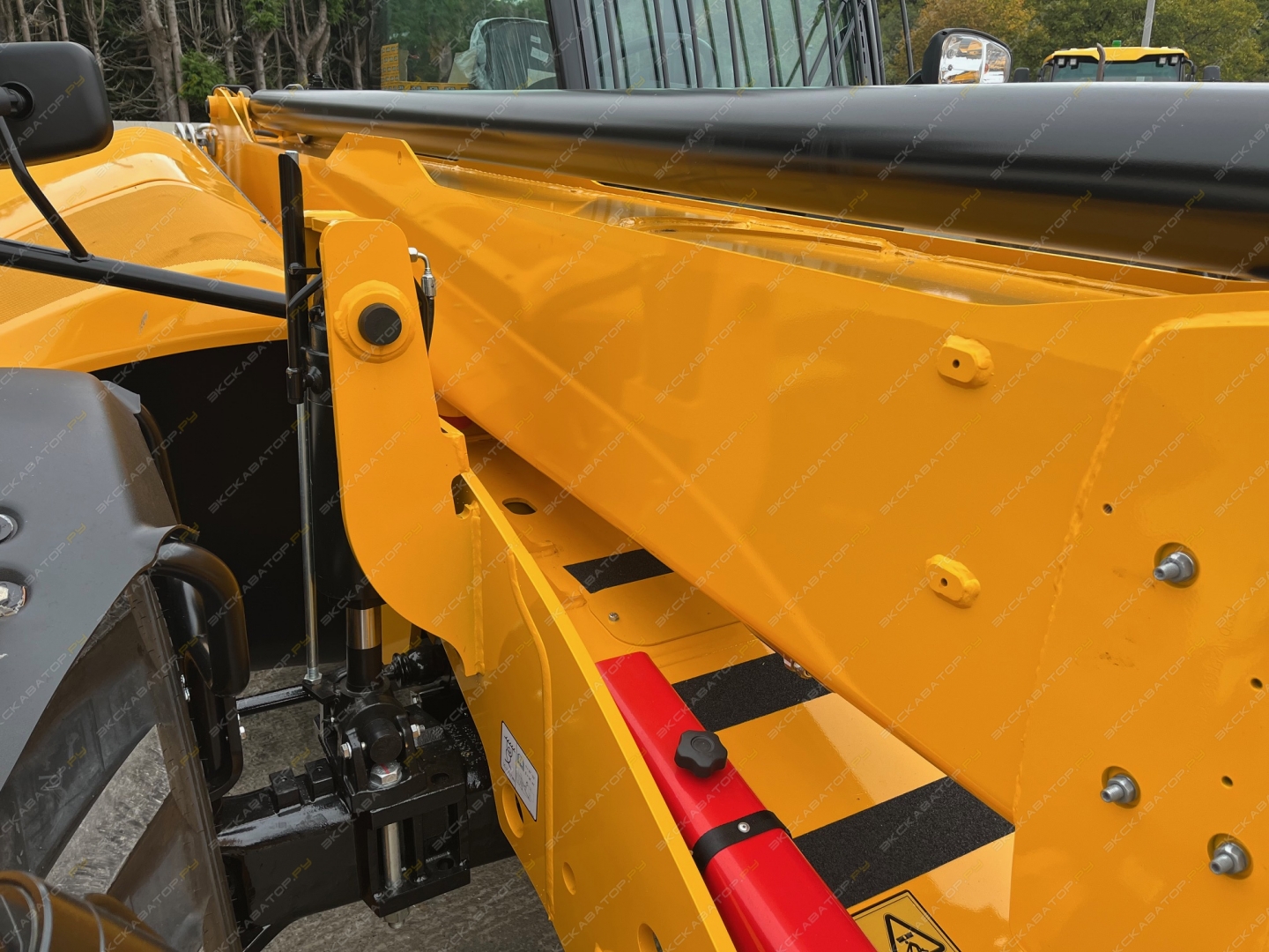 JCB 540-140  [6]