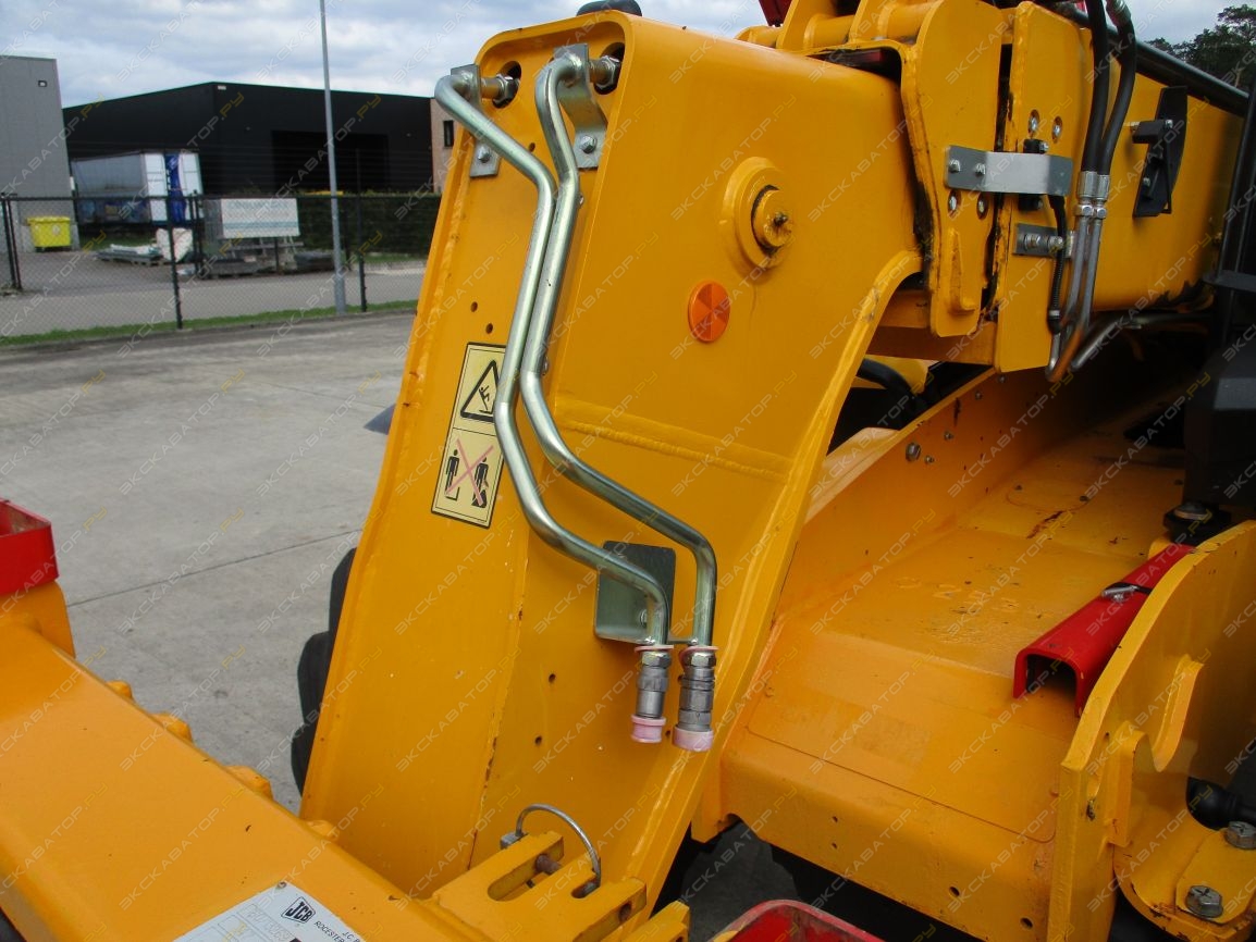 JCB 535-95 [22]