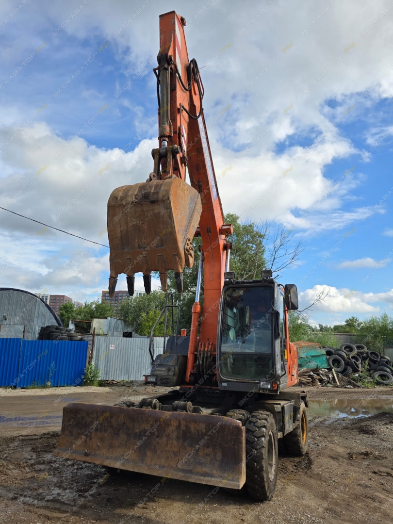 Hitachi ZX160W [4]