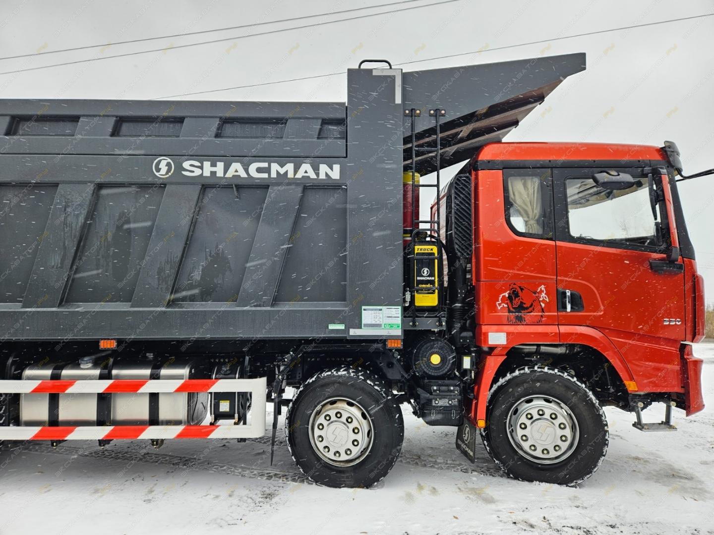 8х4 550 л.с. с козырьком [2]