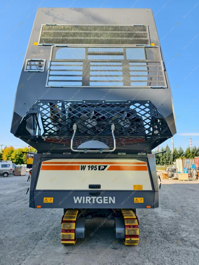 W 195P [4]