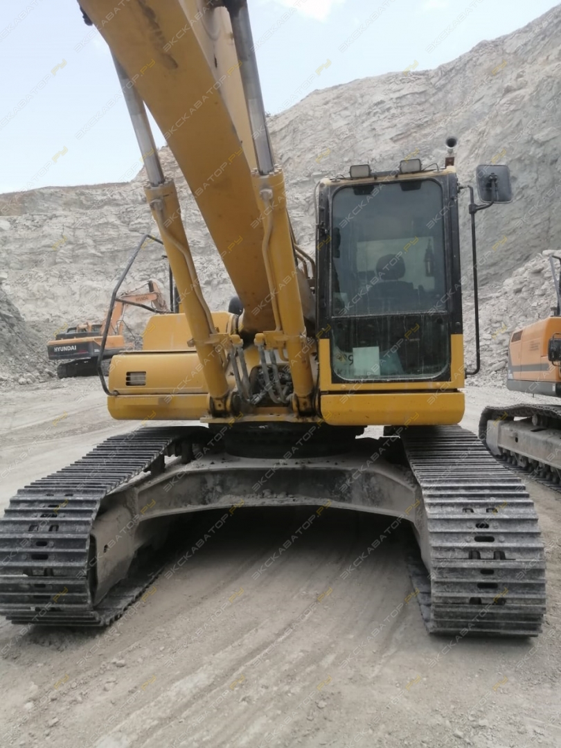 Komatsu PC300-8 [2]