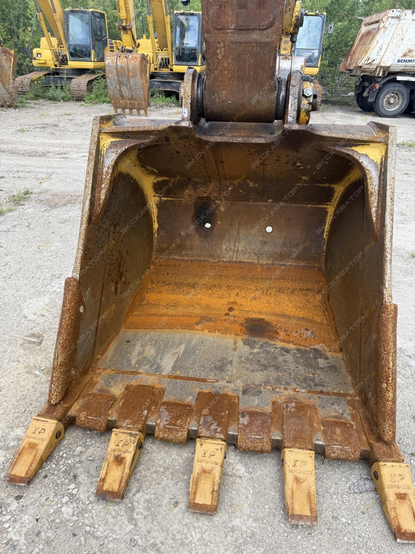 Komatsu PC300-8M0 [8]