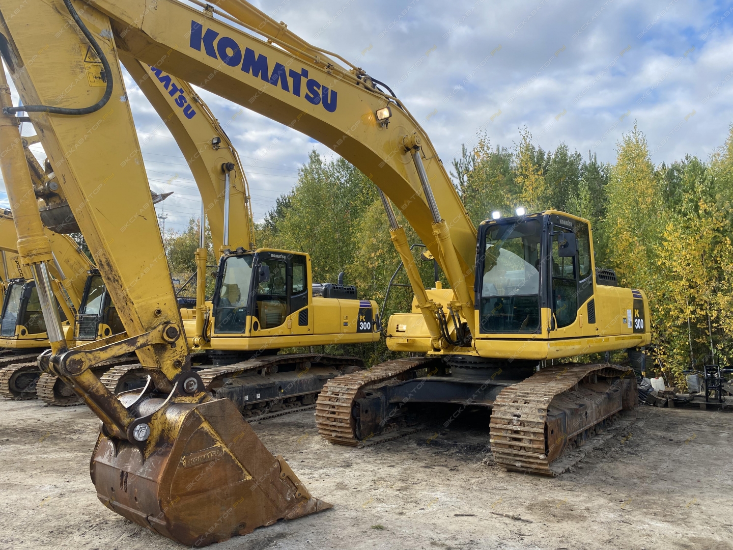 Komatsu PC300-8M0 [0]