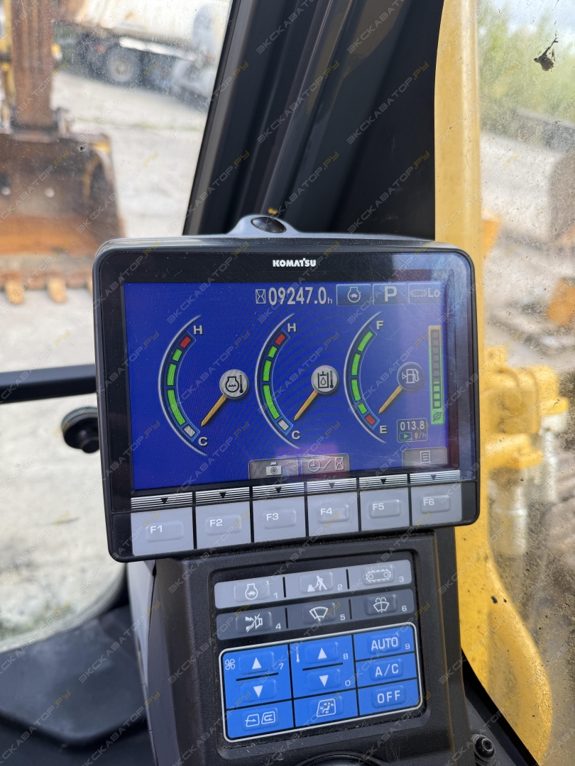 Komatsu PC300-8M0 [7]