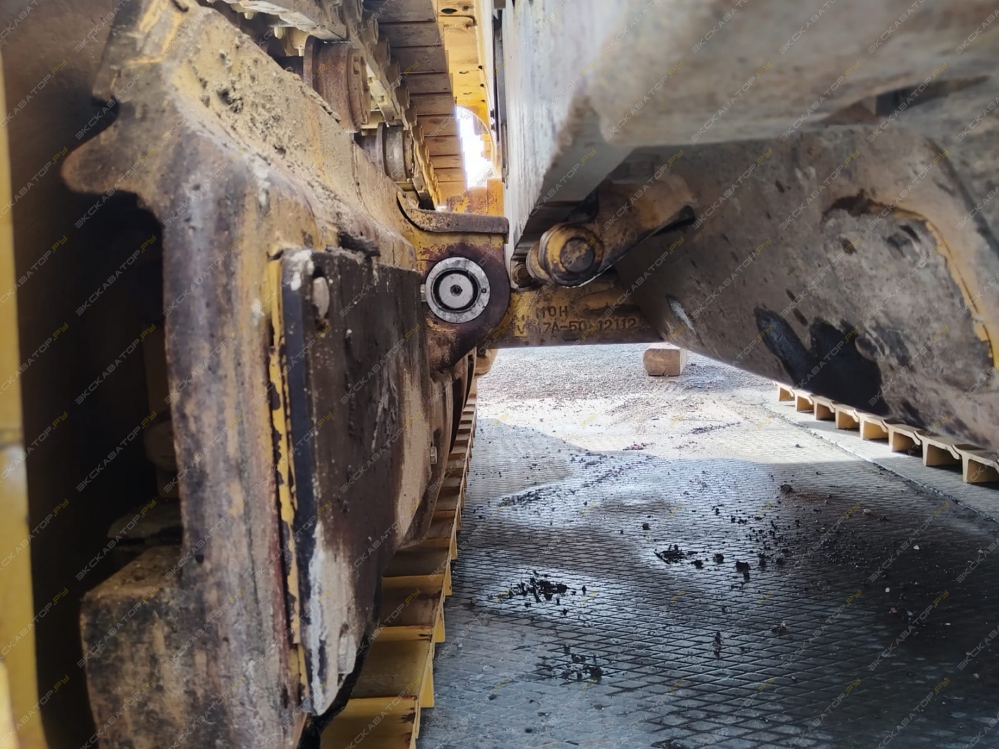 Komatsu D155A-5 [11]