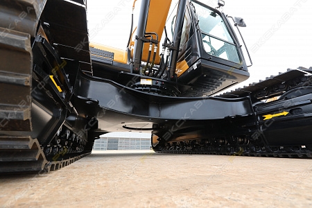 Sany SY215C [15]