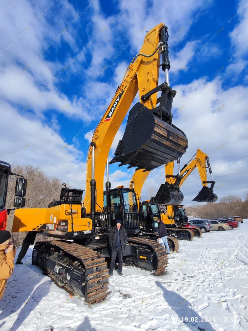 Sany SY500H [17]
