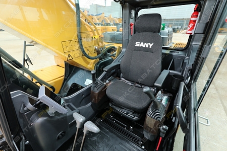 Sany SY215C [2]