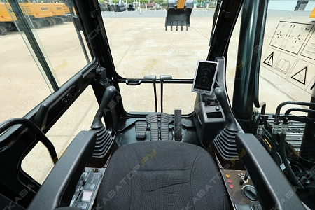 Sany SY215C [7]