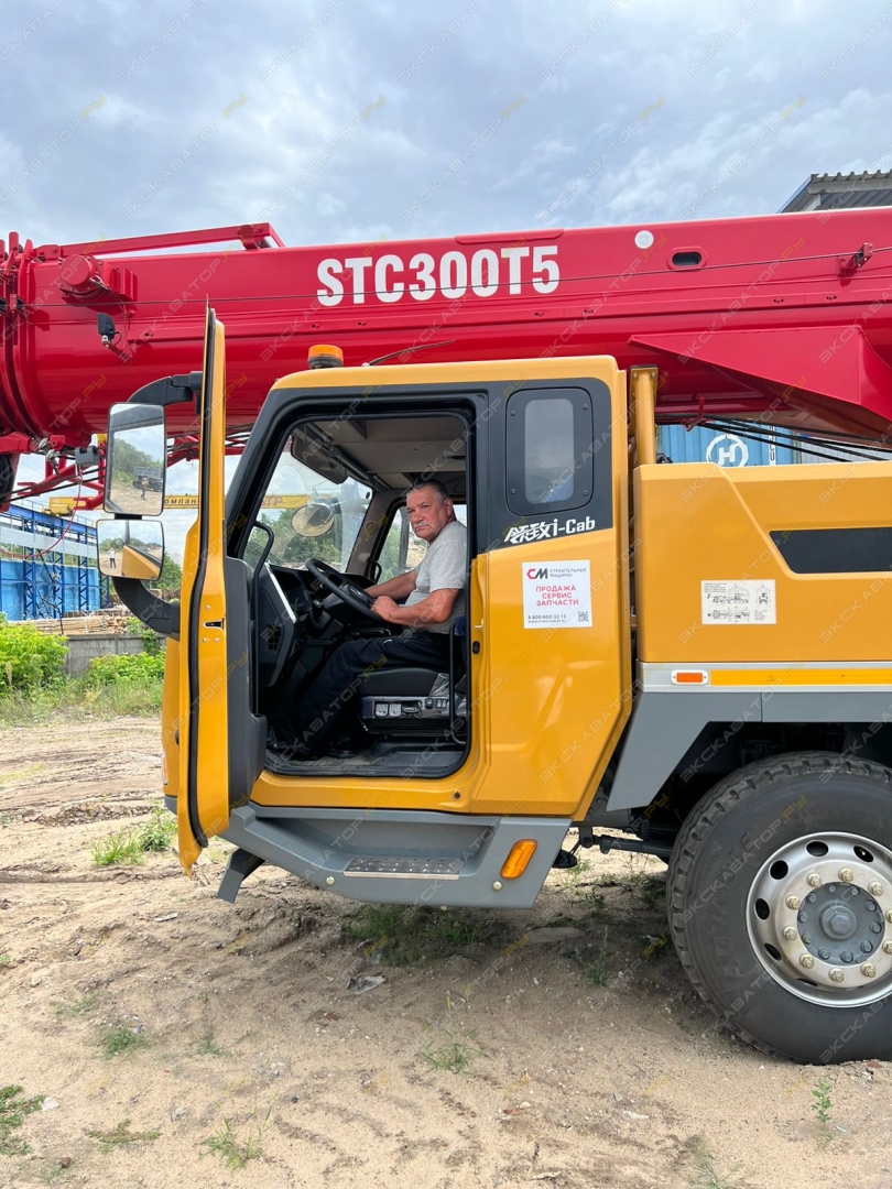 Sany STC300T5 [17]