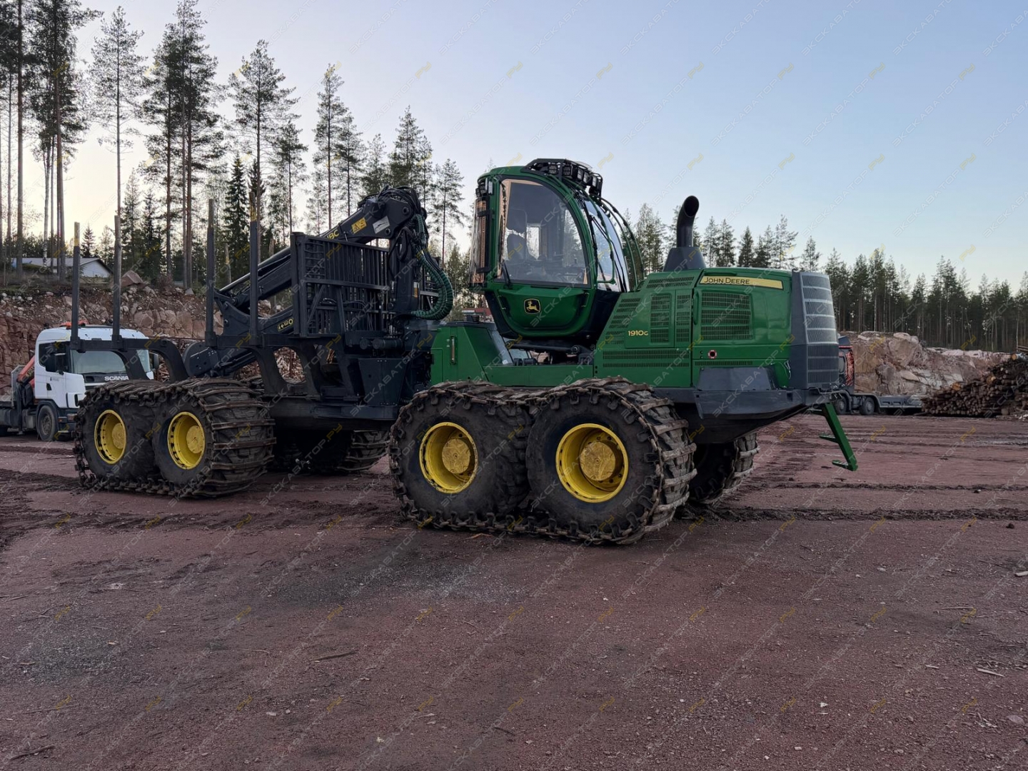 John Deere 1910G [8]