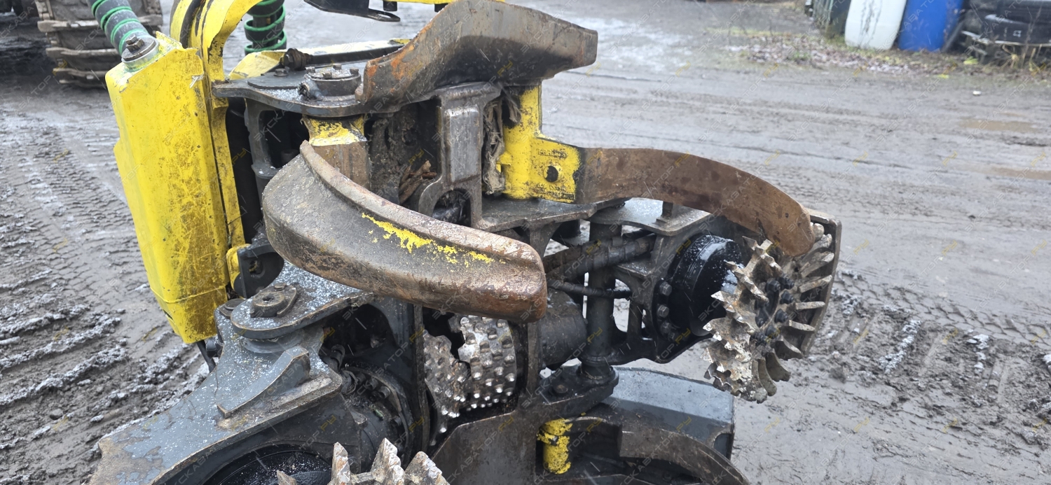 John Deere 1270G [26]