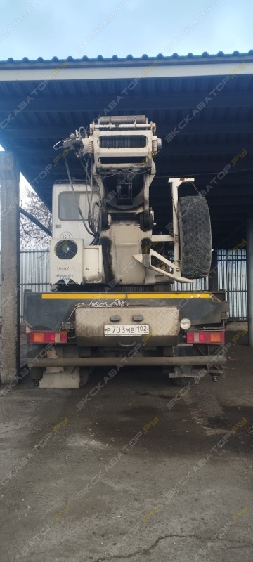 Челябинец КС-55732-33 на шасси КамАЗ-43118RF [4]