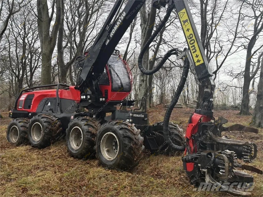 Komatsu 931XC [13]