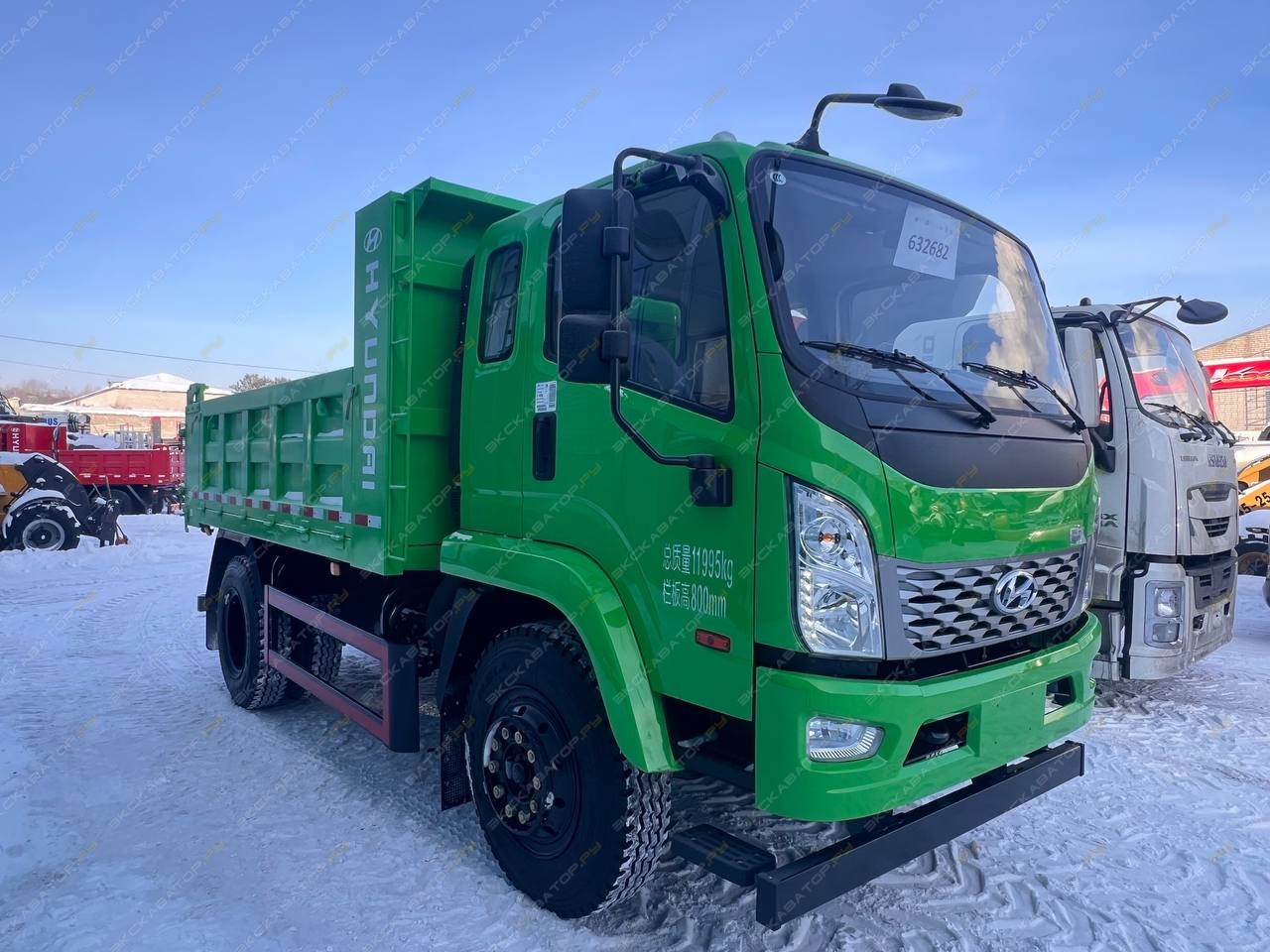 Hyundai HD 370 [10]
