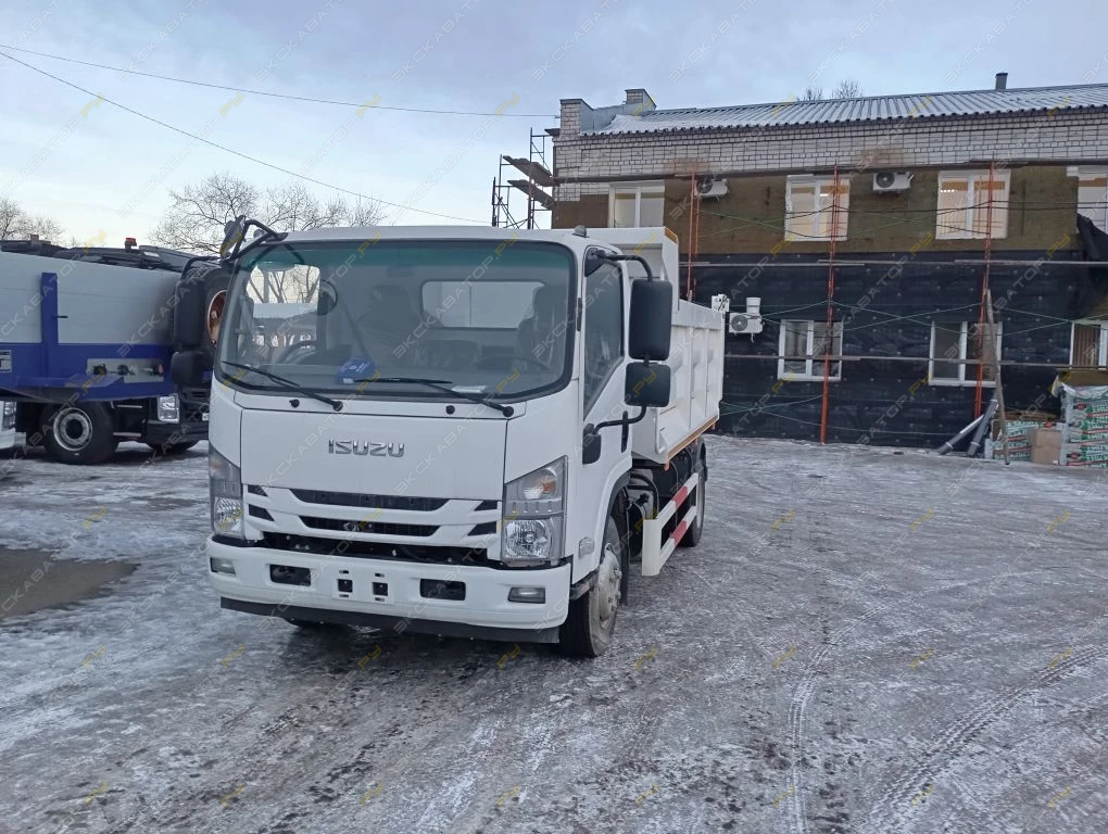 Isuzu Elf [1]