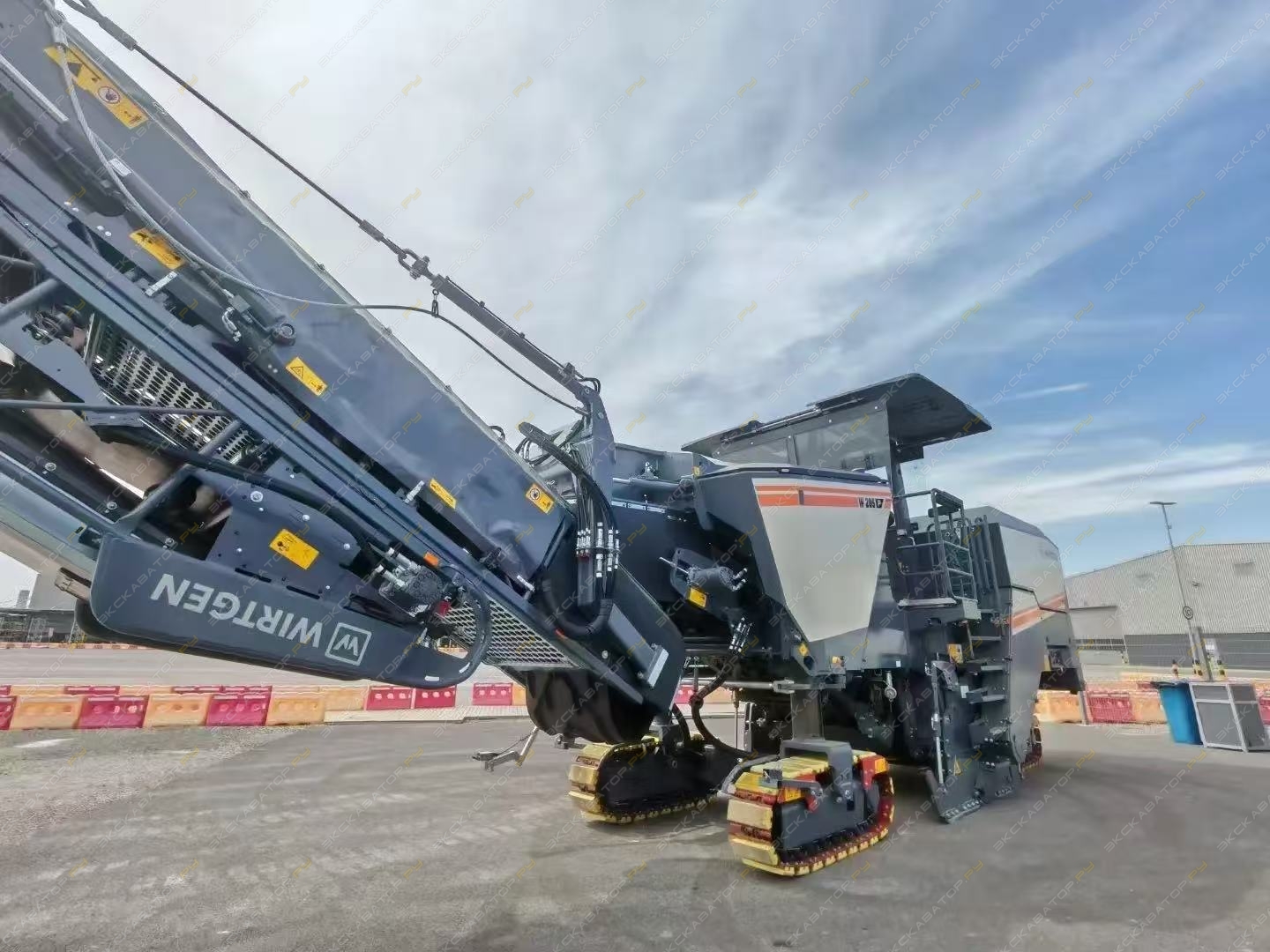 Wirtgen W 195i [2]