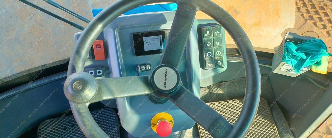 Dynapac CA300 [1]