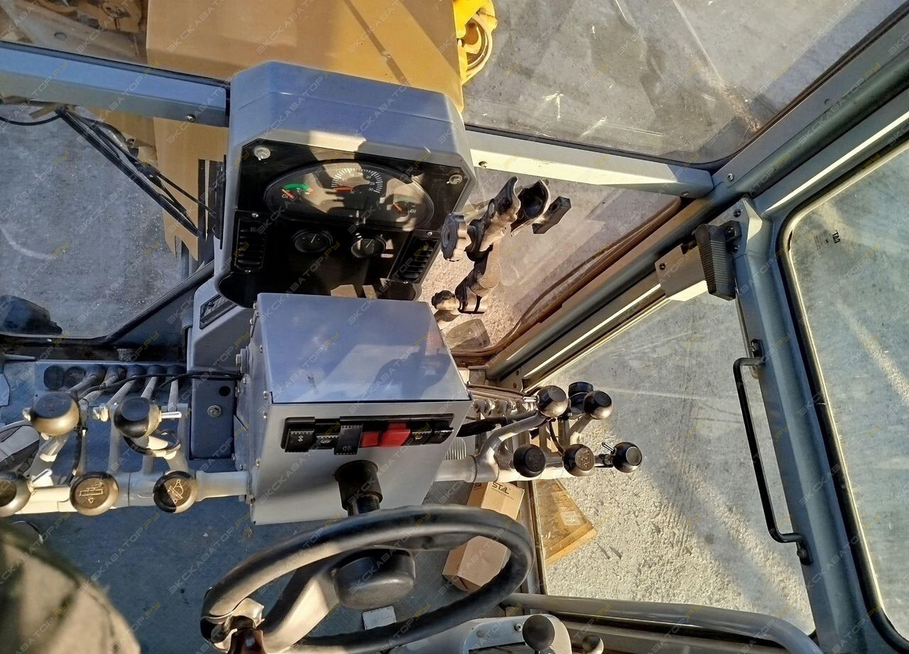 SEM 922AWD [6]