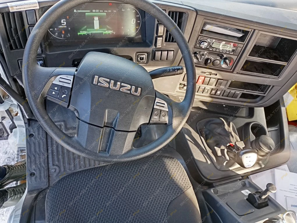 Isuzu Giga [8]