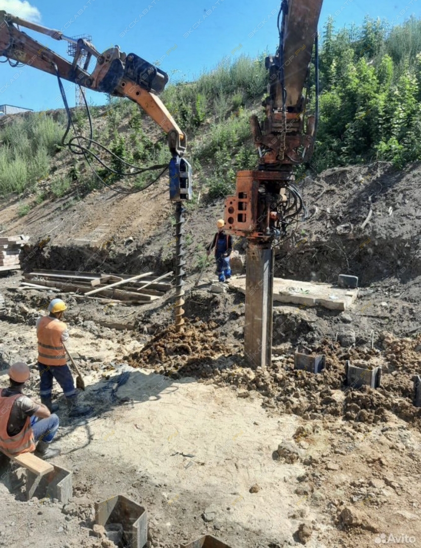 Hitachi ZX270 [3]