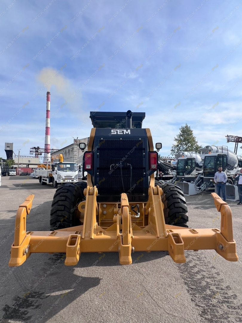 SEM 922AWD [19]