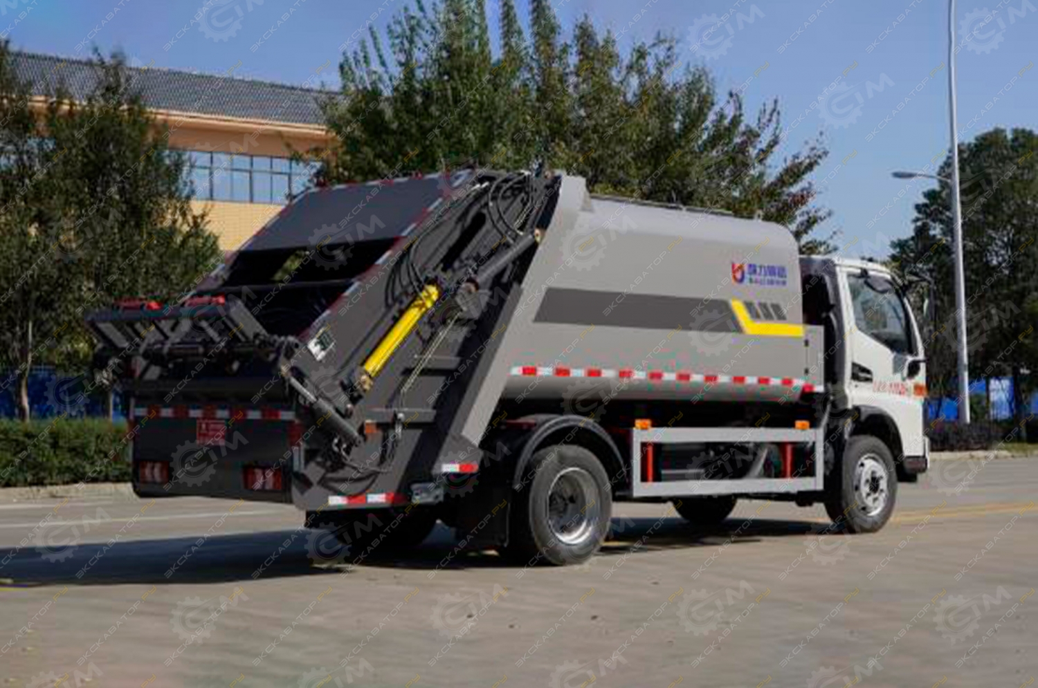 Isuzu KLF5070ZYSQ6 [3]