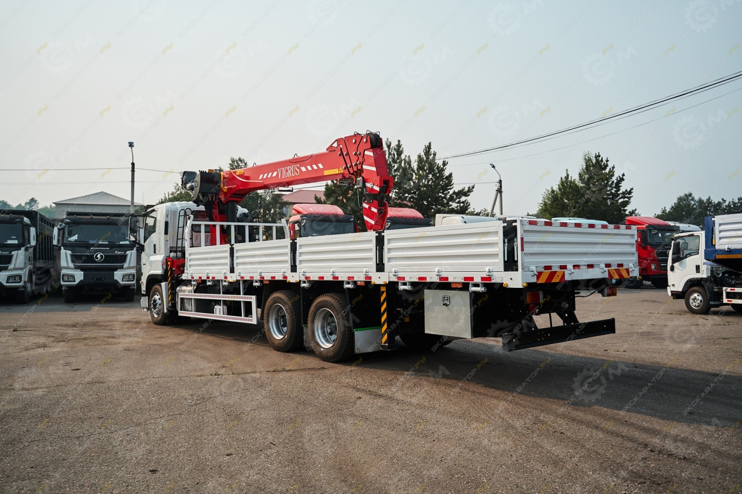 Isuzu Giga [52]