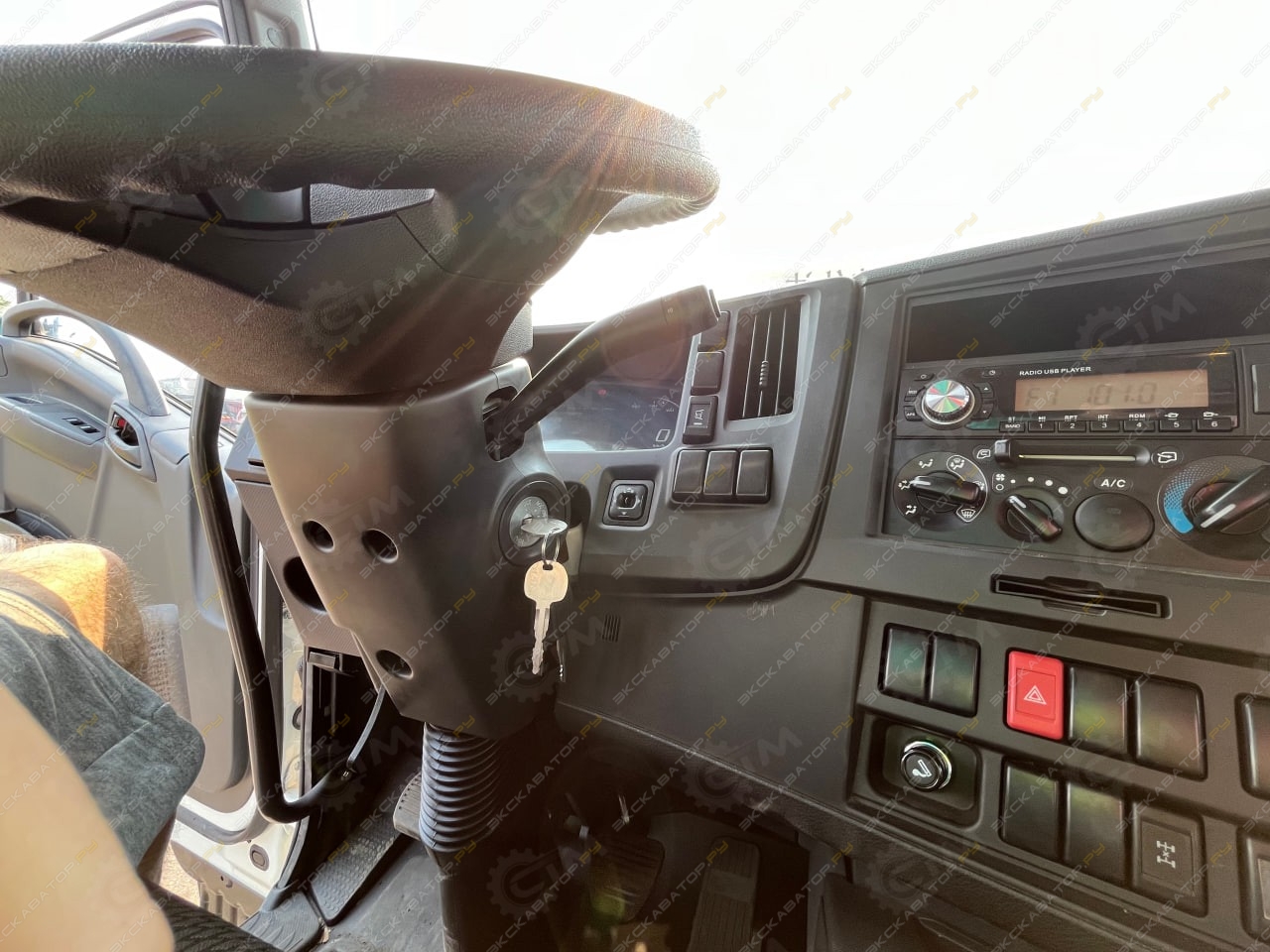 Isuzu Giga [30]