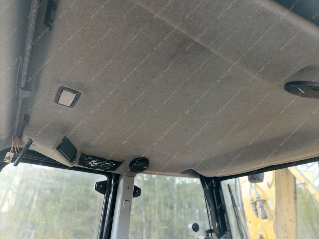 Caterpillar 434F2 [9]
