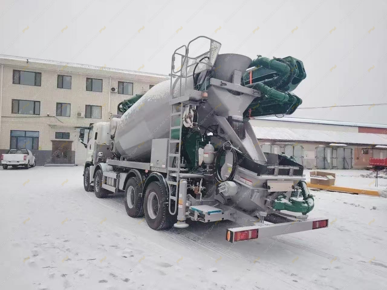 Isuzu XNJ5200THB30 [4]