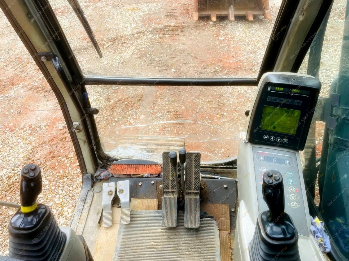 Liebherr R 944 [12]
