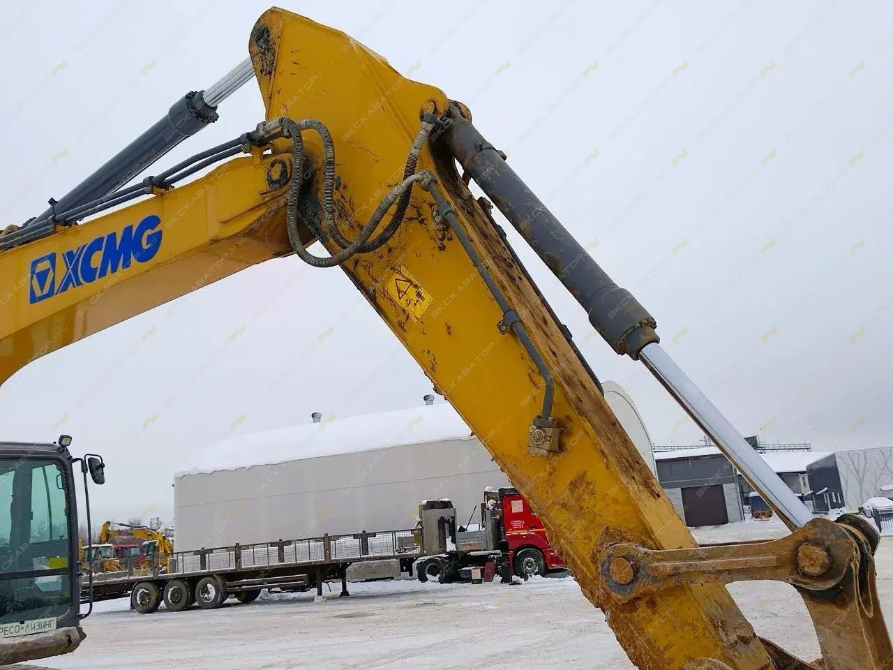 XCMG XE260D [2]