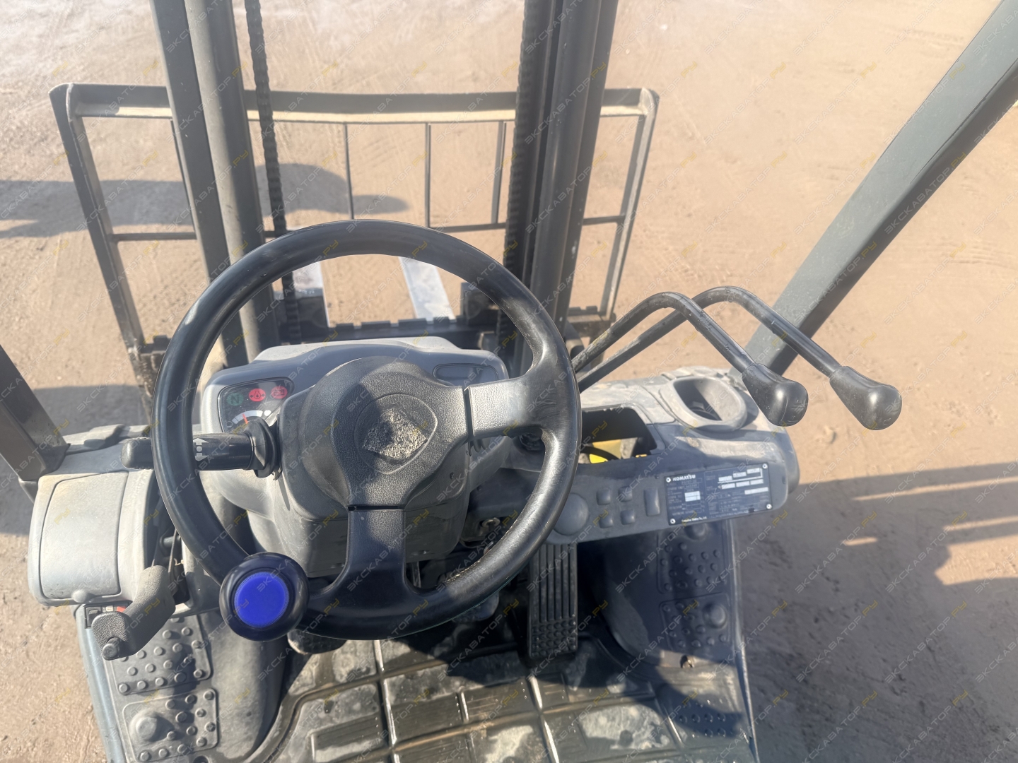 Komatsu FG15T-20 [7]